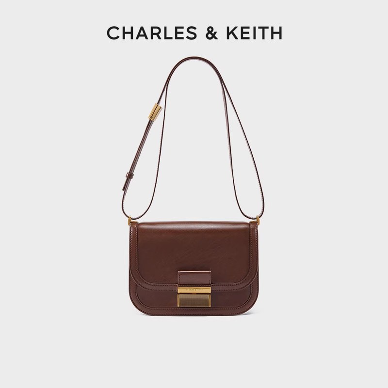 CHARLES&KEITH秋季女包CK2-80782444金属扣豆腐包斜